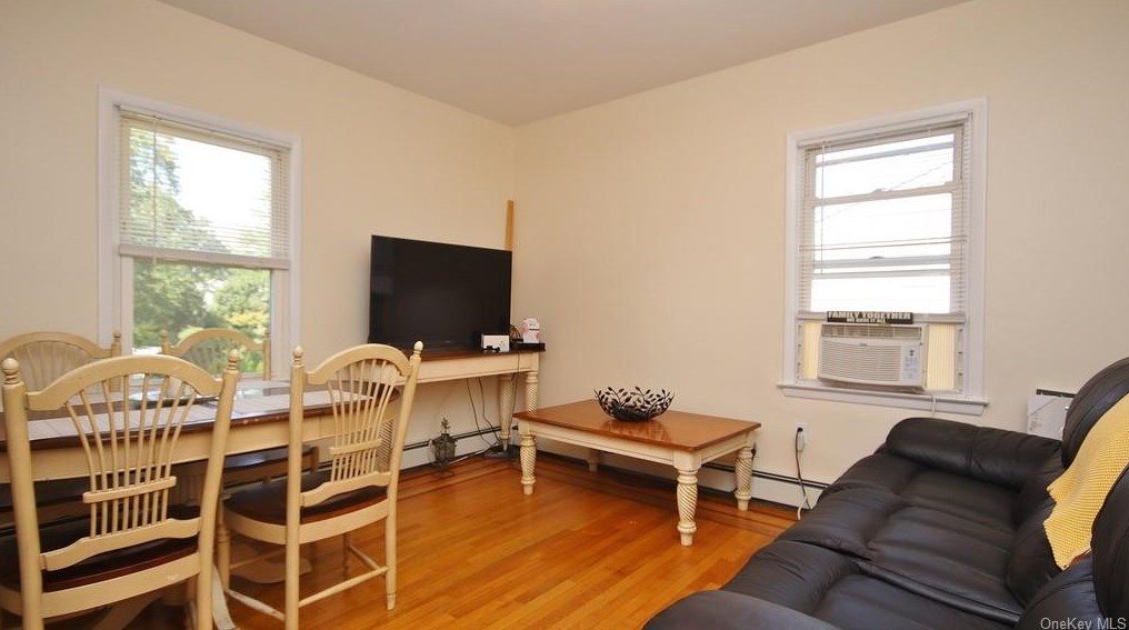 1616 Rose Ave, Mamaroneck NY  10543-3132 exterior