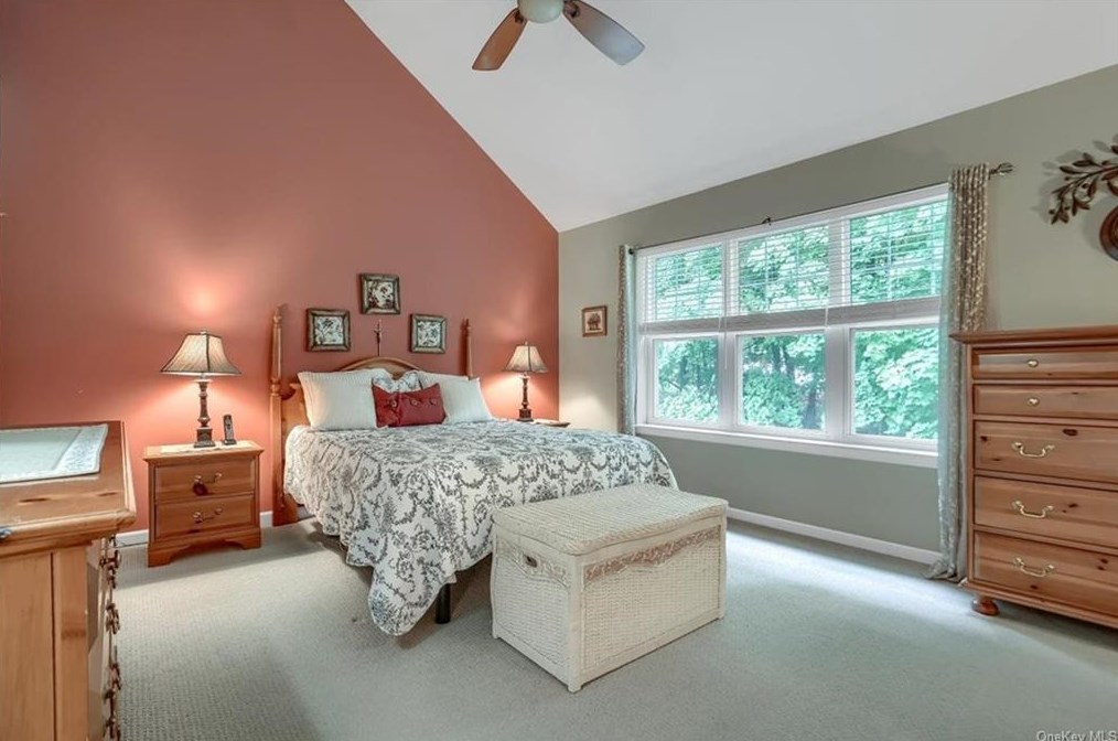 5 Apple Hill Ln, Peekskill NY  10566-4869 exterior