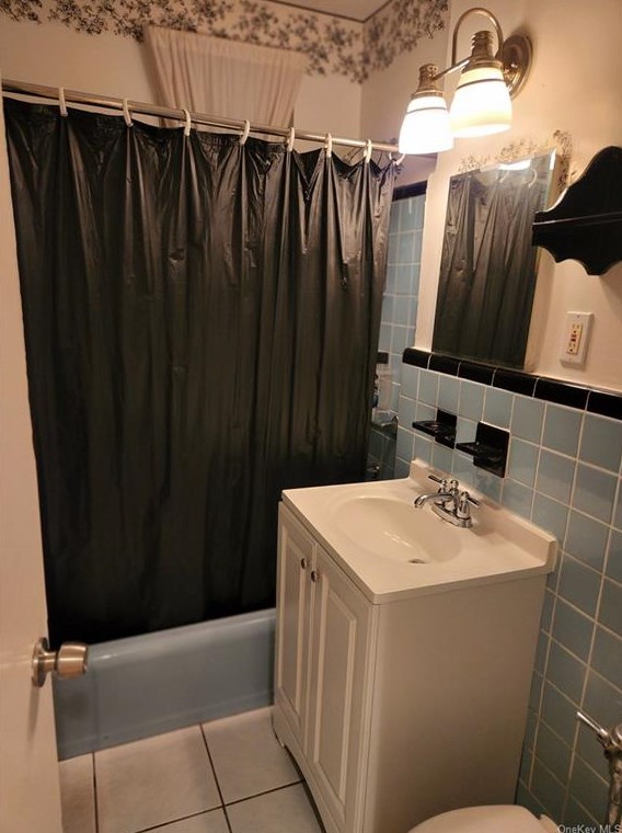 2 Louisiana Ave, Yonkers NY  10708-6223 exterior