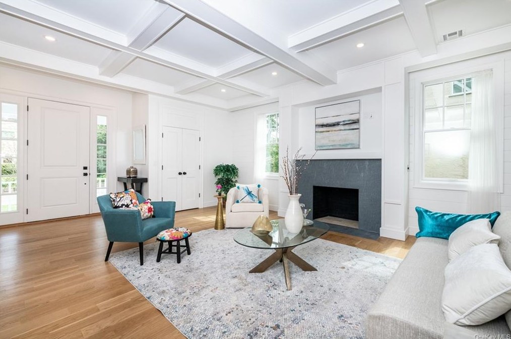 24 Kane Ave, Larchmont NY  10538-3545 exterior