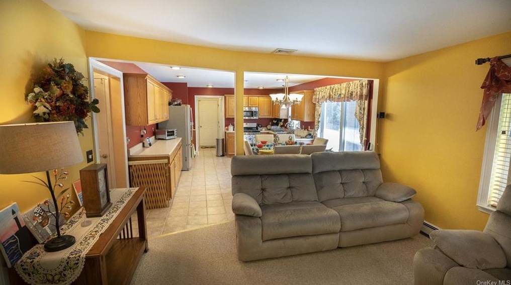 290 Spring St, Monroe NY 10950-3620 exterior