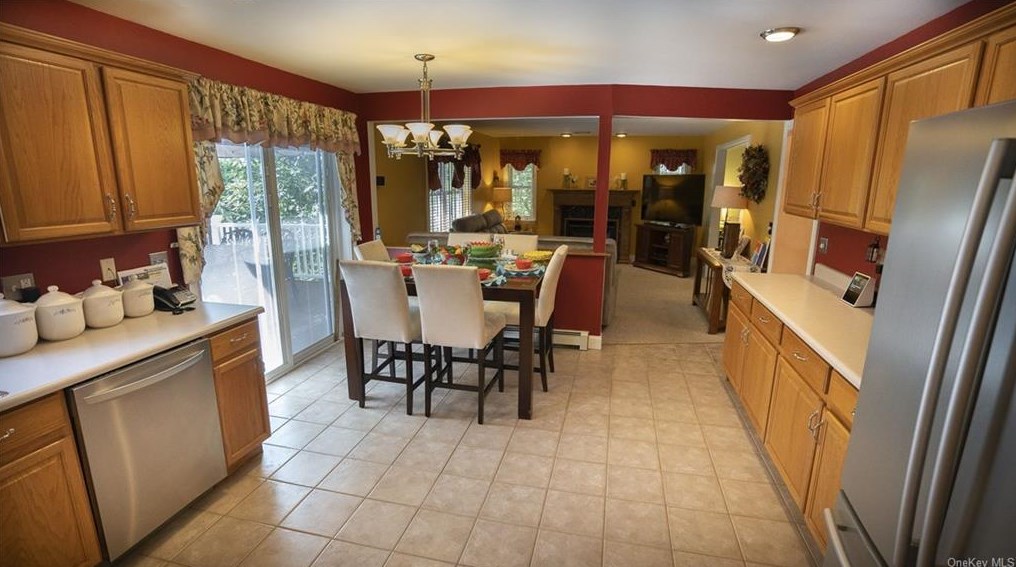 290 Spring St, Monroe NY 10950-3620 exterior