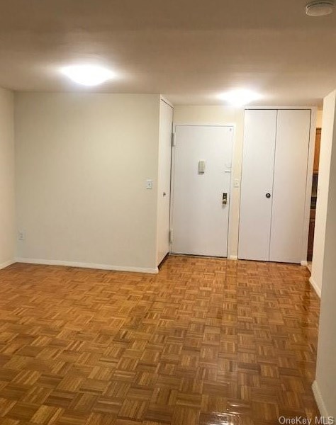 1 Glenwood Ave, Yonkers, NY 10701