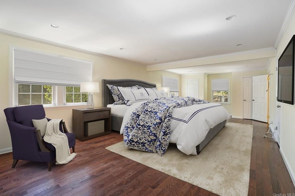 87 Devon Rd, Yonkers NY 10708-5702 exterior