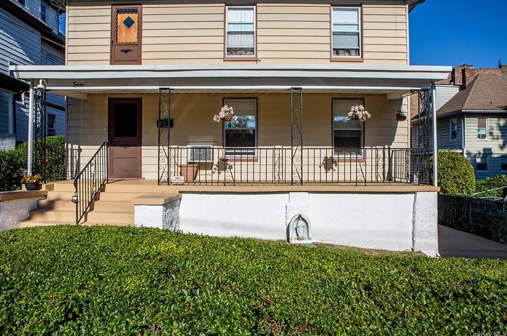 7 Mt Joy Pl, New Rochelle, NY 10801