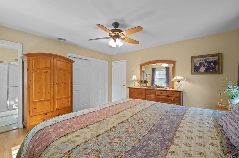 74 Crossman Ave, Monroe NY 10950-1201 exterior