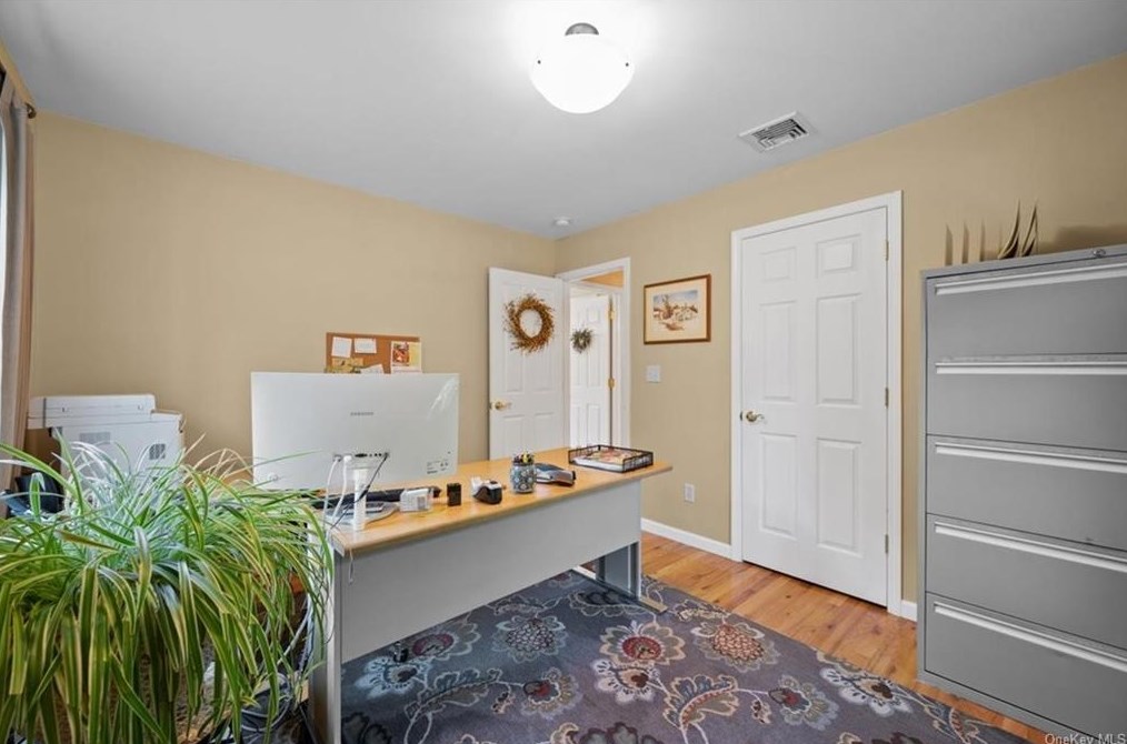 74 Crossman Ave, Monroe NY 10950-1201 exterior