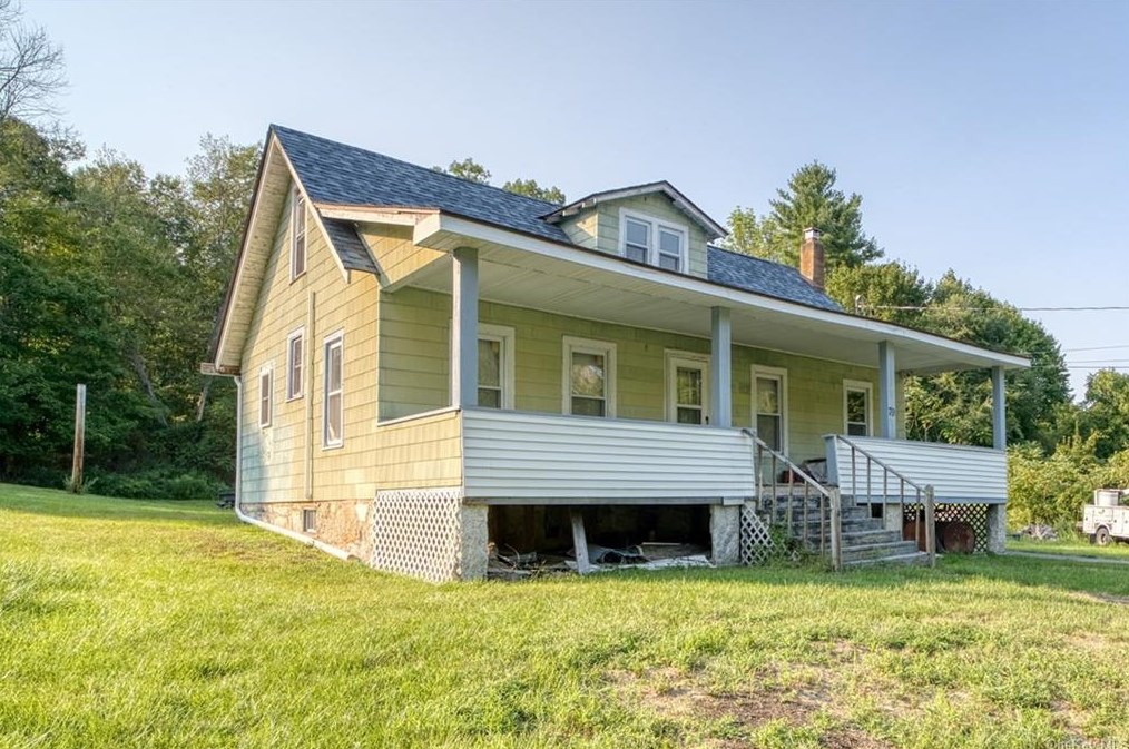 79 Summitville Rd, Wurtsboro, NY 12790
