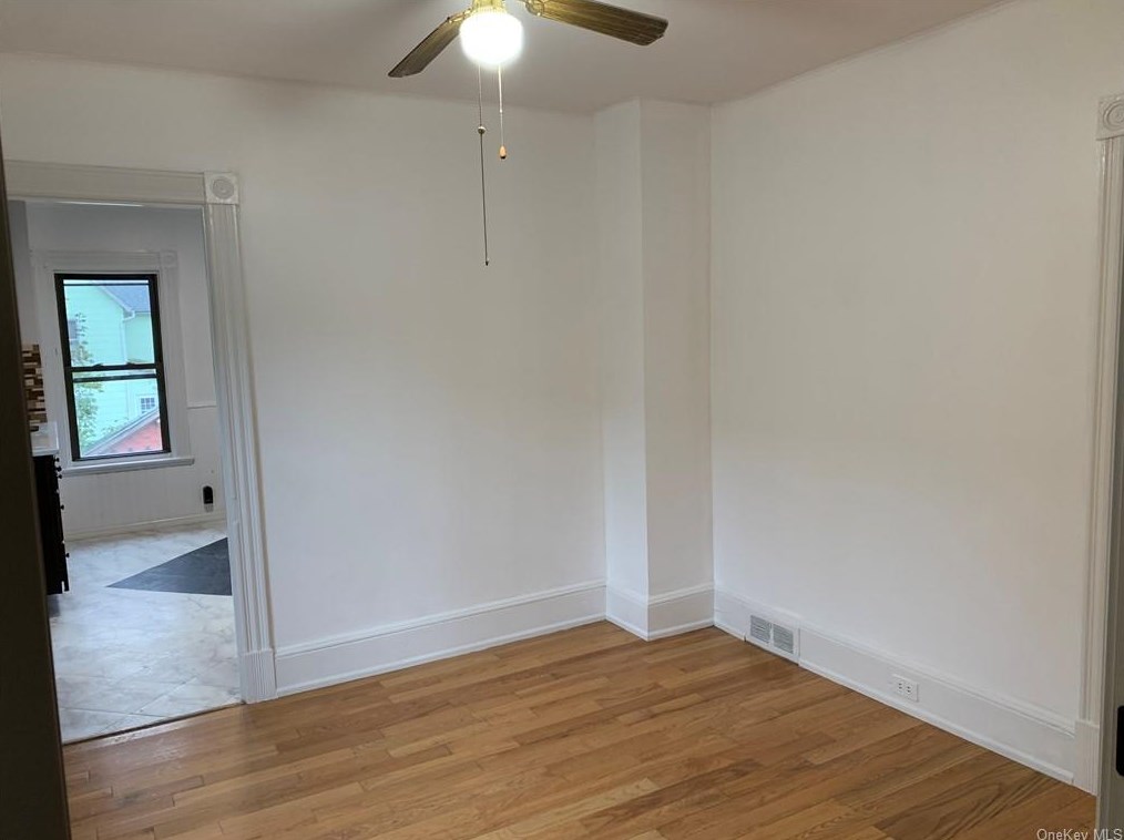 9 Barcelow St #2, Port Jervis, NY 12771