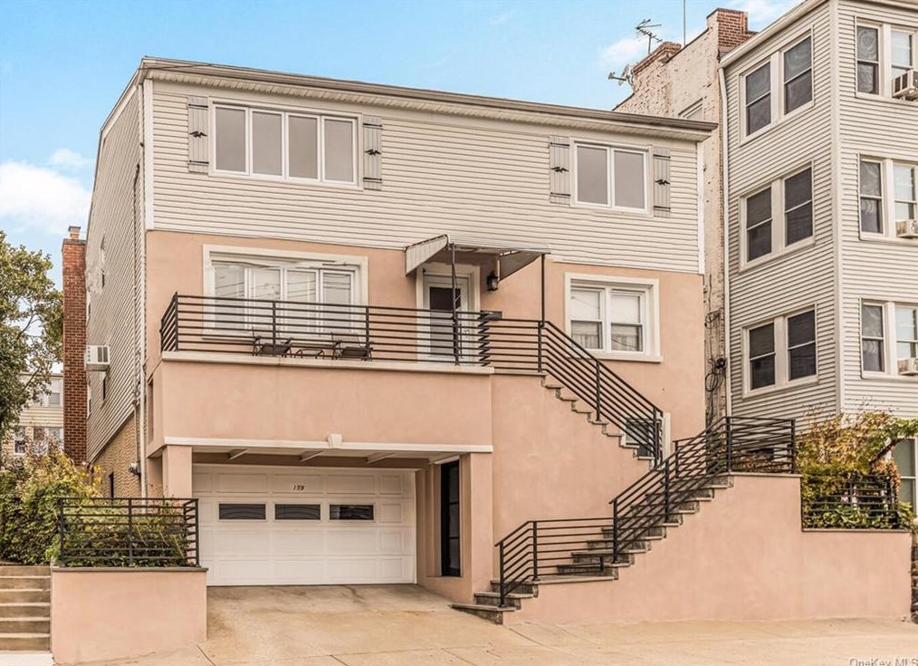 159 Voss Ave, Yonkers, NY 10703-2507