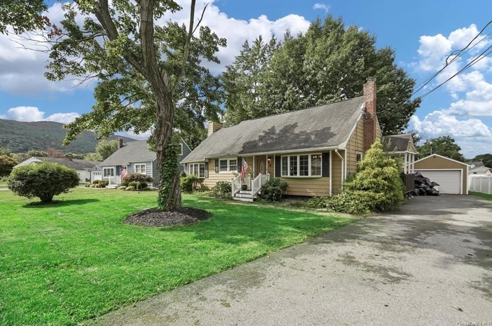 14 Heath Rd, Fishkill, NY 12524
