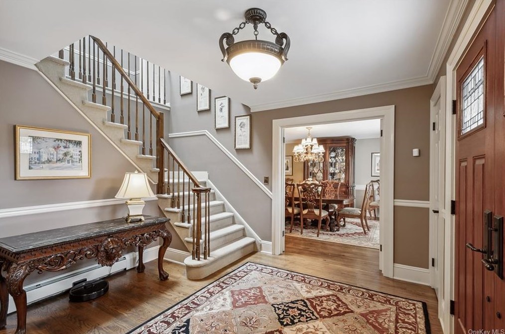 11 Carlton Ct, New City, NY 10956-5830