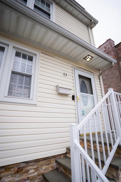 63 Morningside Ave, Yonkers, NY 10703-3012