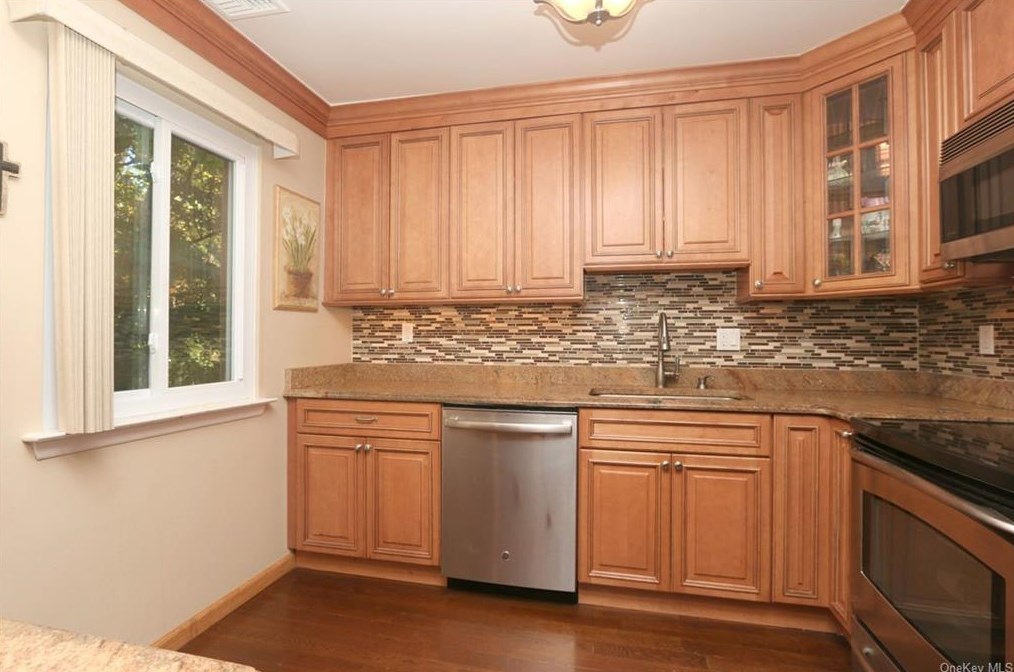107 Village Rd #c, Yorktown Hgts, NY 10598
