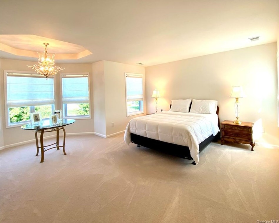 46 Bayberry St, East Fishkill NY 12533-4333 exterior