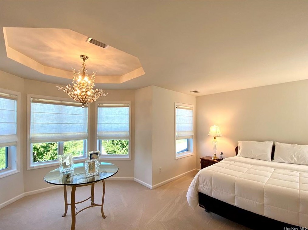 46 Bayberry St, East Fishkill NY 12533-4333 exterior