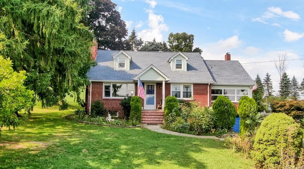 279 Ridge Rd, Chester, NY 10918-3201