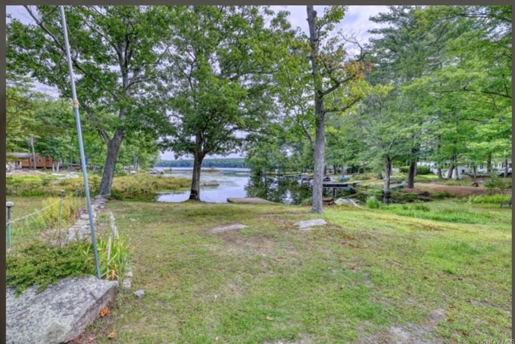 23 Mink Trl, Glen Spey NY  12737-5934 exterior