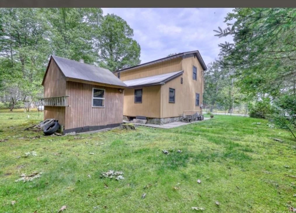 23 Mink Trl, Glen Spey NY  12737-5934 exterior