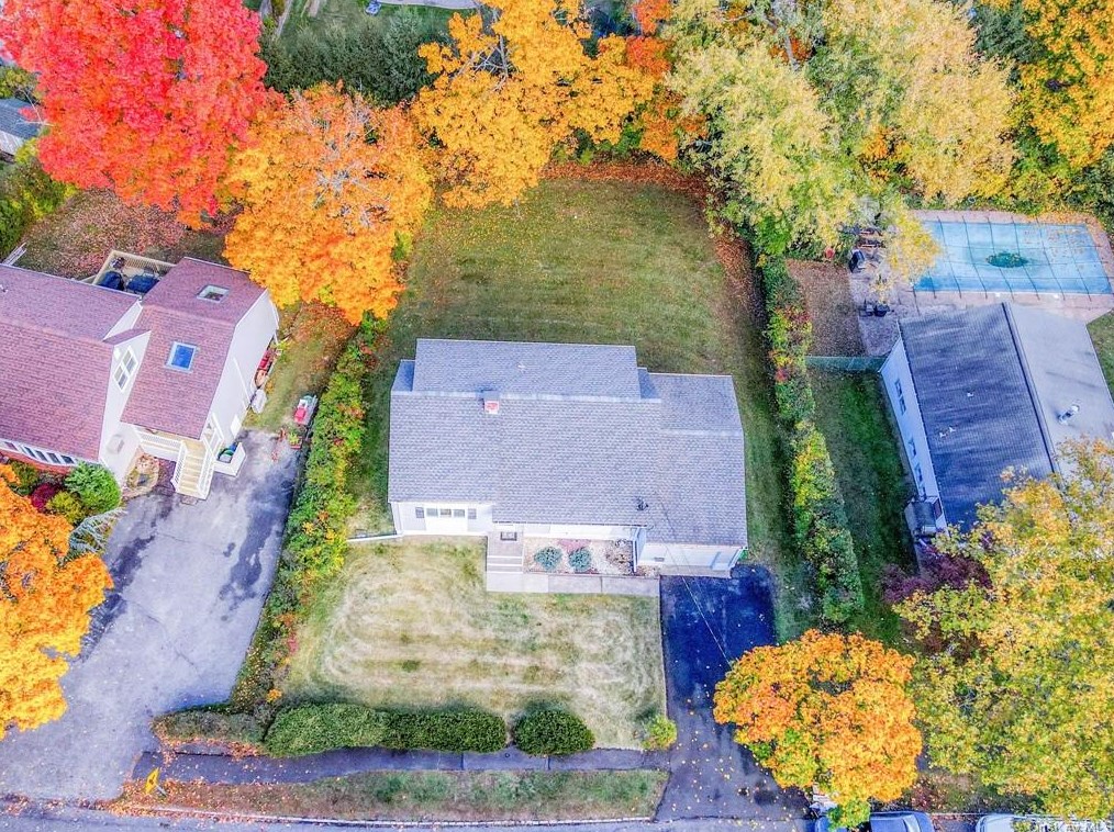 51 S Parkway Dr S, Orangeburg, NY 10962