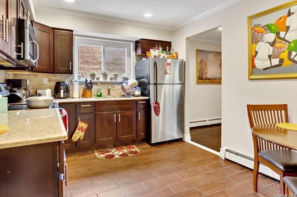 4024 Monticello Ave, Bronx, NY 10466