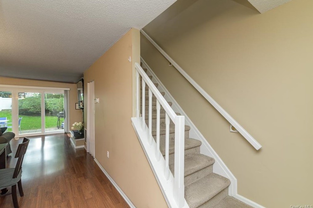 49 Winchester Ave, Peekskill NY 10566-6804 exterior