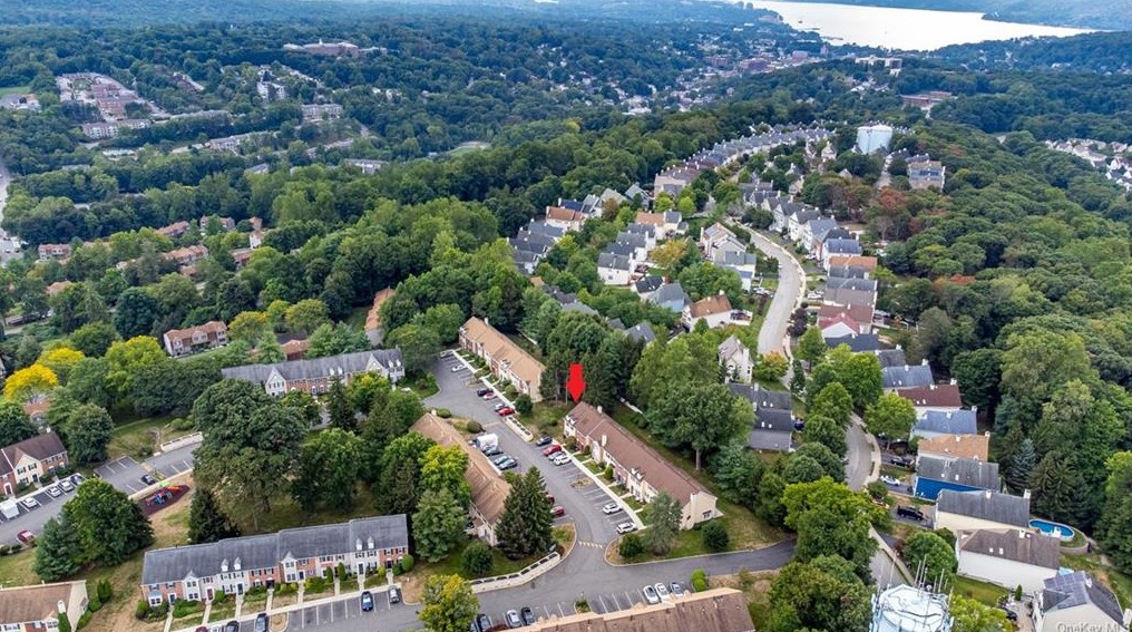 49 Winchester Ave, Peekskill NY 10566-6804 exterior