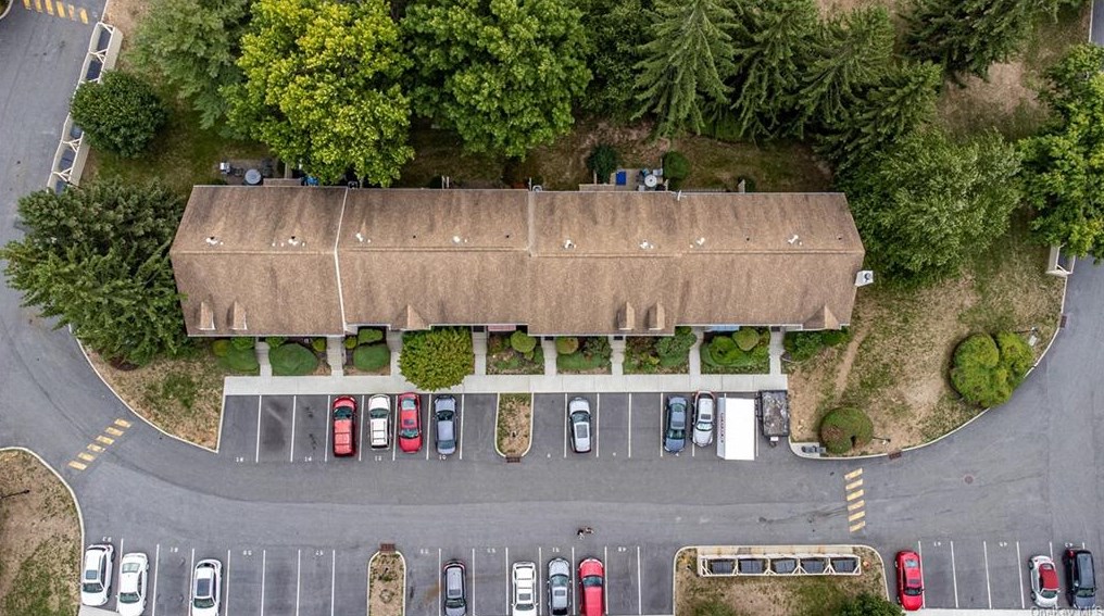 49 Winchester Ave, Peekskill NY 10566-6804 exterior