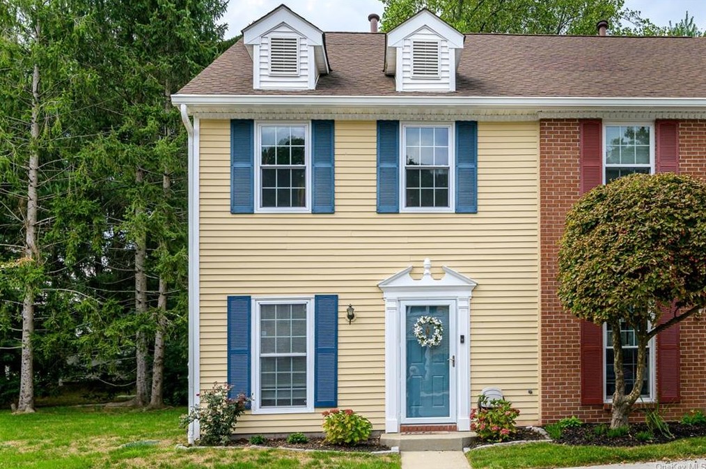 49 Winchester Ave, Peekskill, NY 10566-6803