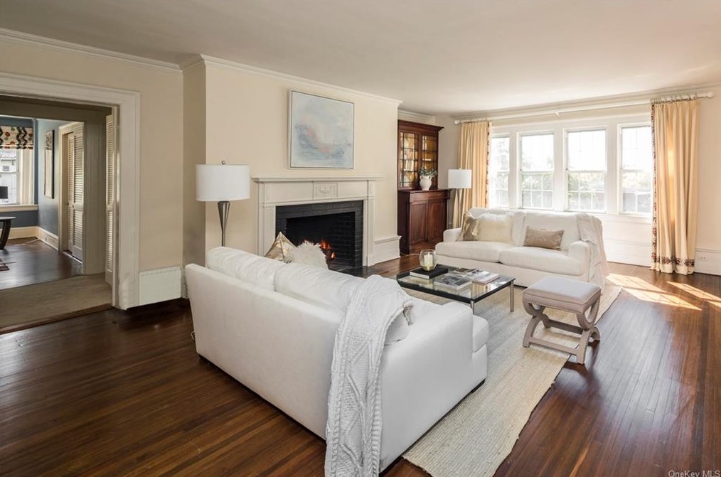 1 Westbourne, Yonkers, NY 10708-2657