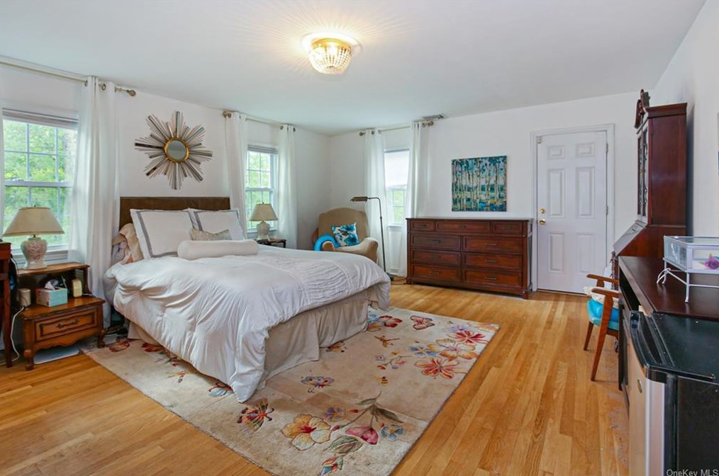 567 North St, Rye NY  10580-1967 exterior