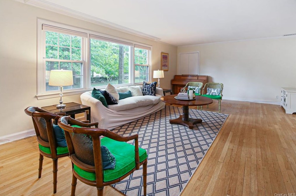 567 North St, Rye NY  10580-1967 exterior