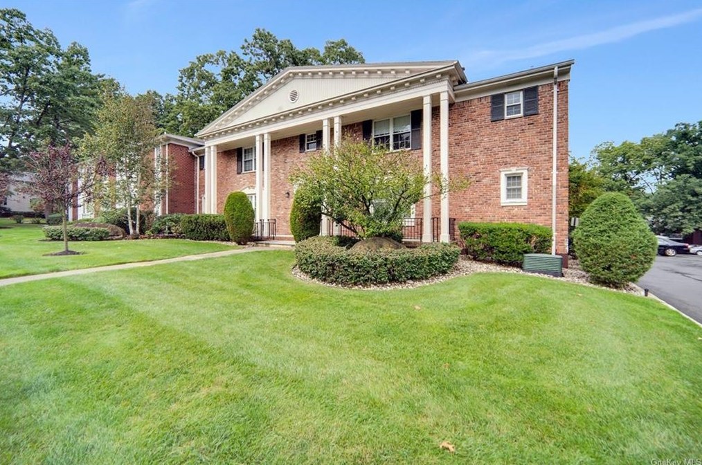 100 Bon Aire Cir #v-16, Airmont, NY 10901