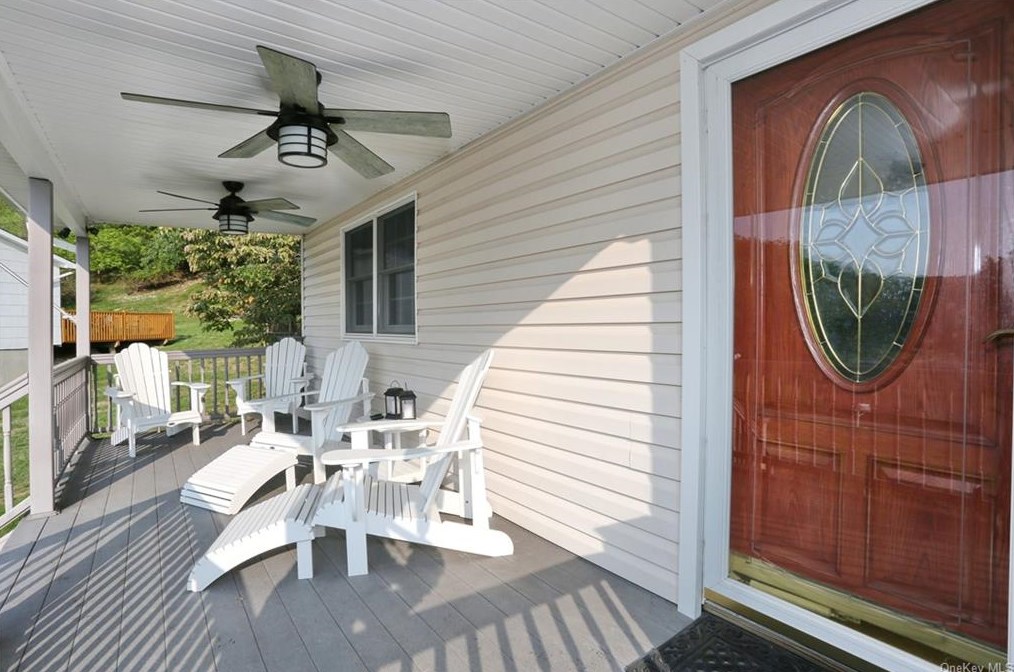 22 Gleason Dr, Thiells, NY 10984