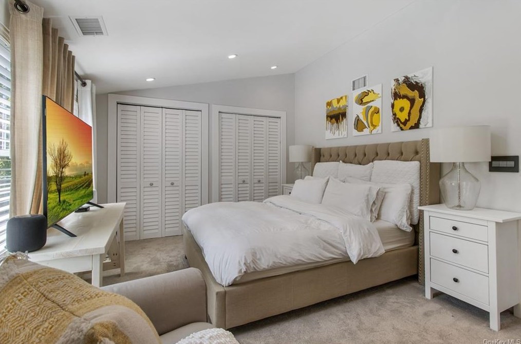 1300 Hudson Ave, Peekskill NY 10566-3302 exterior