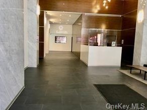 4 Martine Ave Apt 402, White Plains, NY 10606