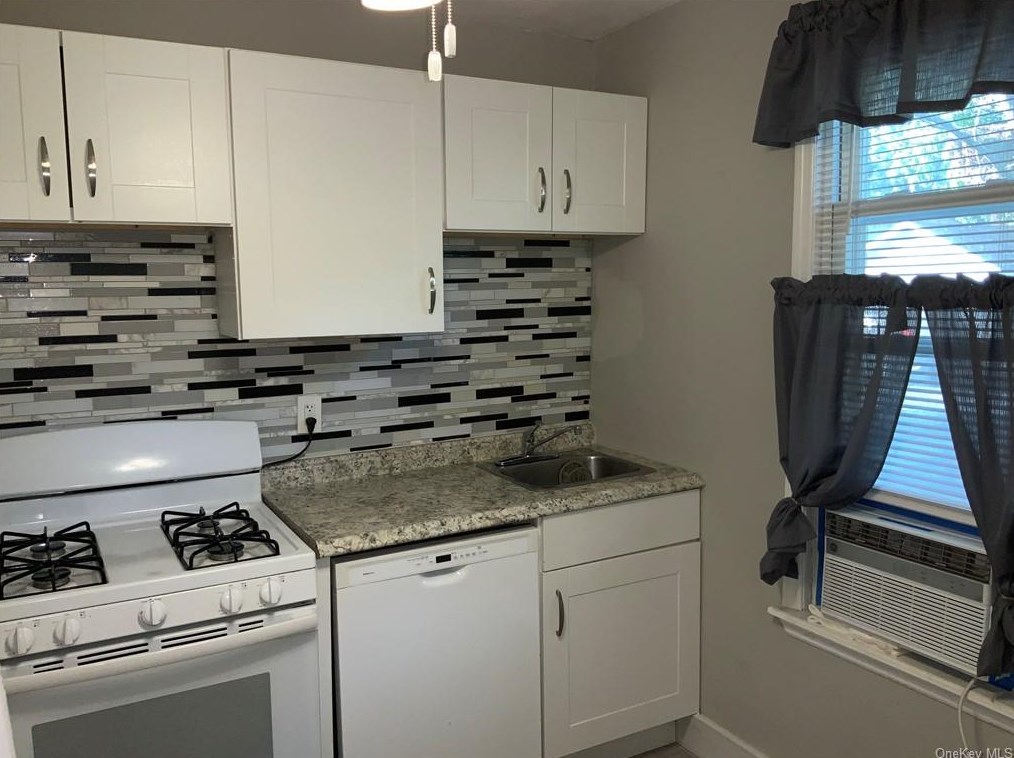 750 Broadway #1, Newburgh, NY 12550