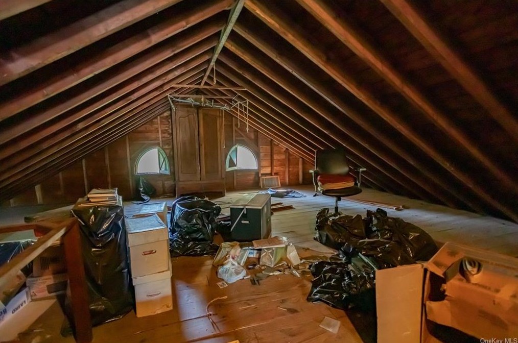 1435 Elm St, Peekskill NY 10566-3304 exterior