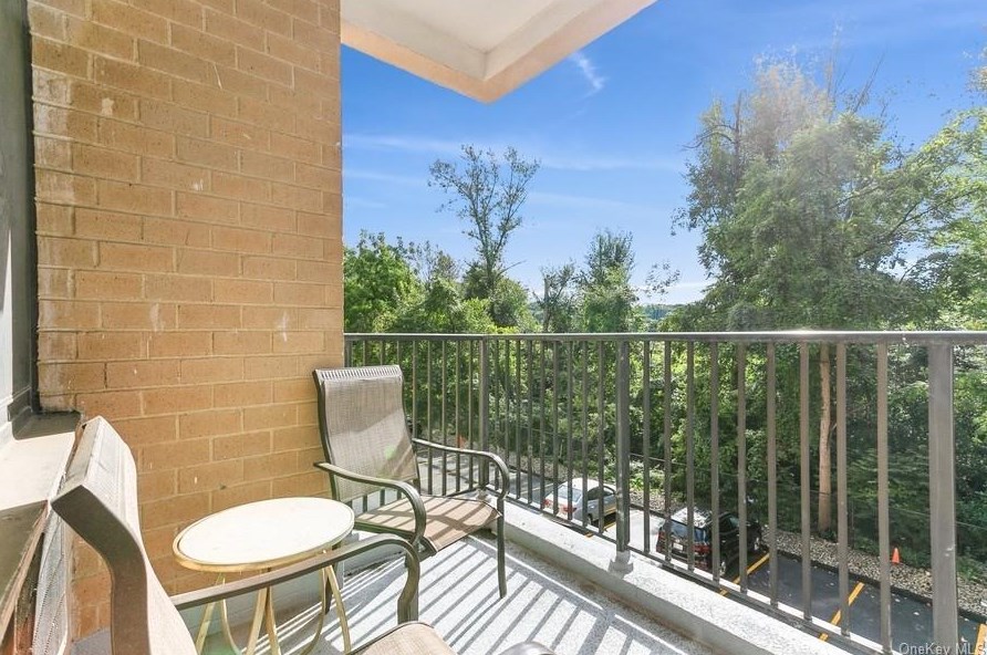 100 E Hartsdale Ave #mew, Hartsdale, NY 10530