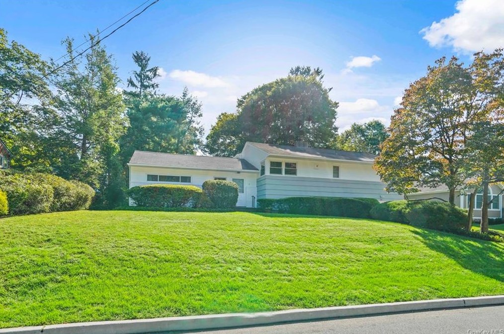 33 Abington Ave, Ardsley, NY 10502-2023