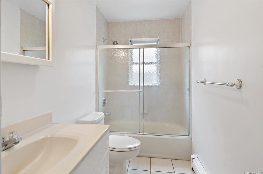 10 Colin St, Yonkers NY 10701-5511 exterior