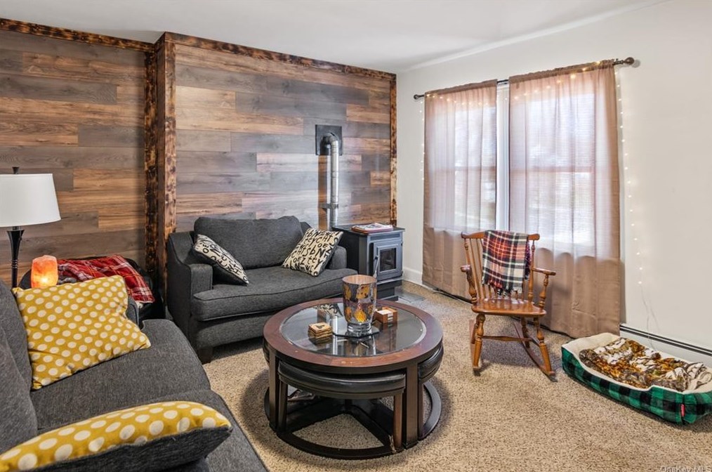 1 Vine St, Beacon NY  12508-3214 exterior