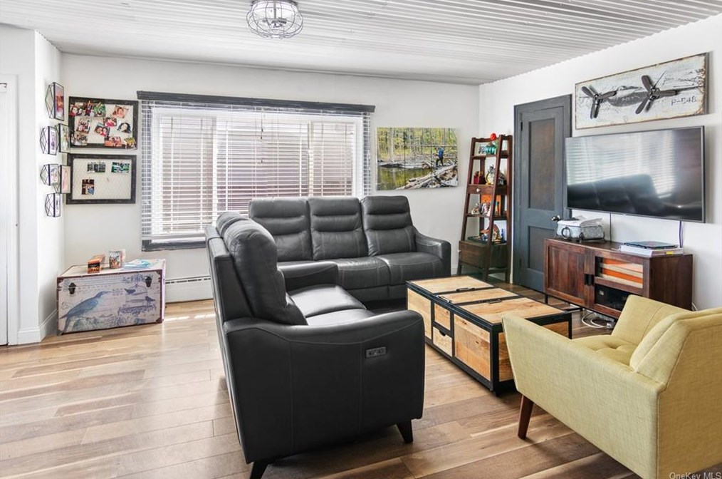 1 Vine St, Beacon NY  12508-3214 exterior