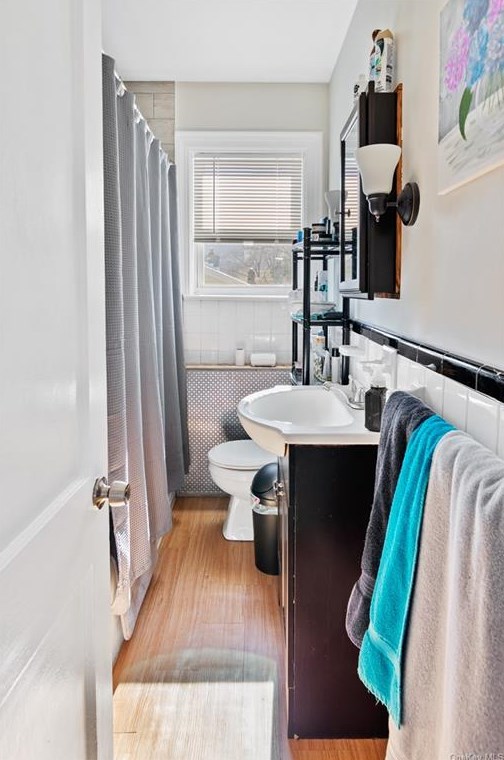 1 Vine St, Beacon NY  12508-3214 exterior