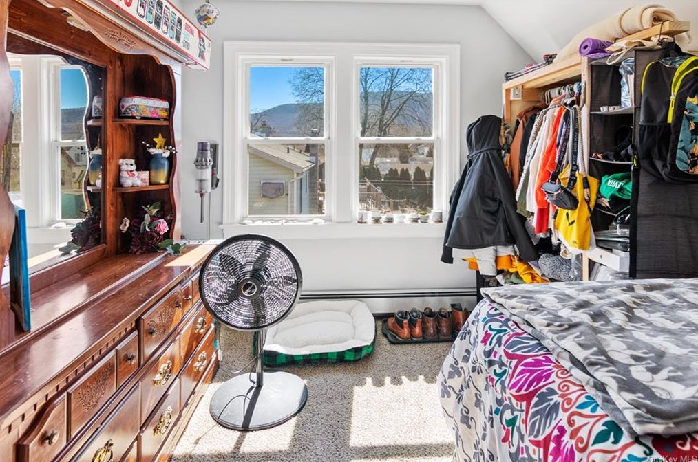 1 Vine St, Beacon NY  12508-3214 exterior