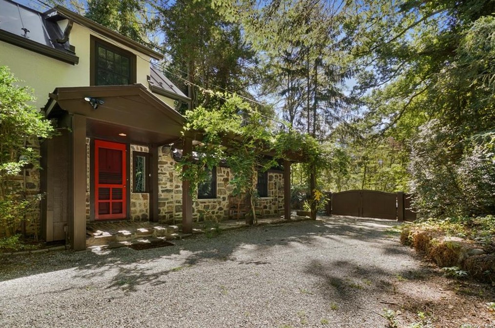 1100 Hardscrabble Rd, Chappaqua, NY 10514