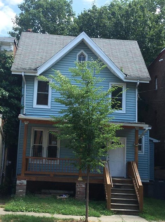 112 Johnston St, Newburgh, NY 12550-4521