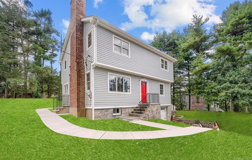 25 Bradley Ave, White Plains, NY 10607