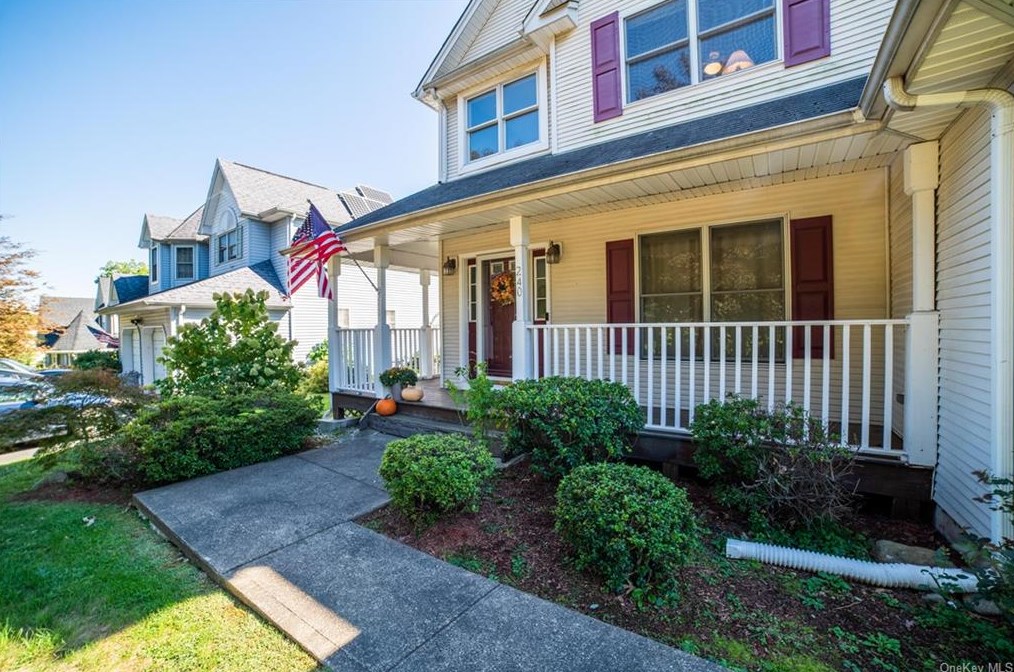 240 Central Ave, Chestnut Ridge, NY 10965-2747