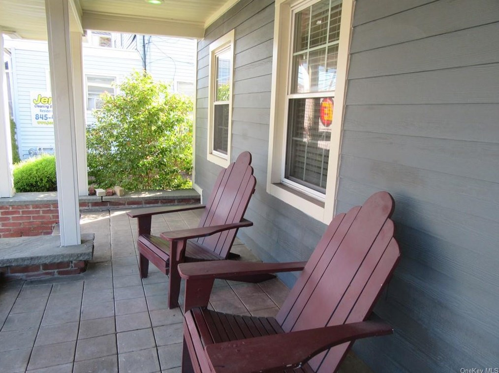 13 W Main St, Washingtonville, NY 10992